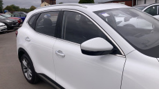 MG Hs 1.5 T-GDI Exclusive 5dr DCT Petrol Hatchback